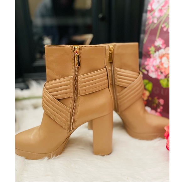 Michael Kors Remi Platform Heeled Boots - Picture 4 of 9